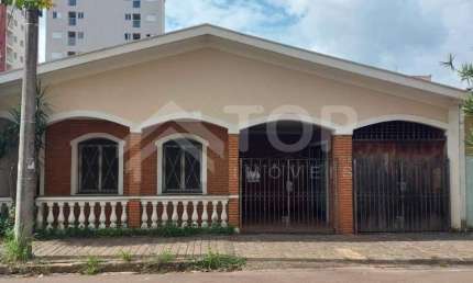 Casa com 3 quartos à venda no Jardim Lutfalla, São Carlos , 303 m2 por R$ 700.000