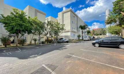 Apartamento a Venda em condominio fechado, com portaria 24 horas