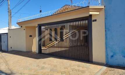 Casa com 3 quartos à venda no Jardim Cruzeiro do Sul, São Carlos , 163 m2 por R$ 500.000