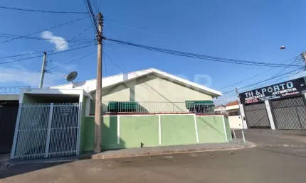 Casa com 3 Dormitorios  sendo 2 suites para Venda ou Locacao na Vila Costa do Sol / Vila Sao Jose