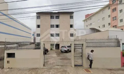 Kitnet Mobiliada de 30m2 em Frente ao Portao da USP  Esta charmosa kitnet de 30m2 oferece tudo o que voce precisa para um estilo de vida pratico e confortavel. Perfeita para estudantes, com localizaca