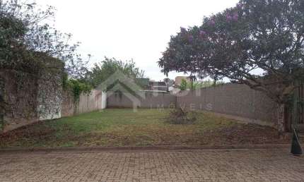 Terreno em condomínio fechado à venda no Parque Espraiado, São Carlos  por R$ 329.000
