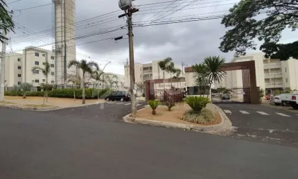 Lindo Apartamento para Locacao em condominio fechado, com moveis planejados em todos os comodos, sala com sacada.