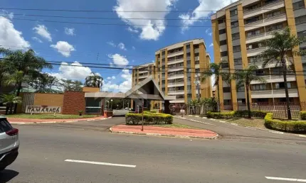 Excelente apartamento no Res. Itamaraca, com armarios na cozinha e dormitorios