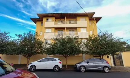 Excelente Apartamento Mobiliado em regiao nobre de Sao Carlos, com 2 dormitorios, sendo 1 suite, 1 banheiro, 1 sala, 1 cozinha, 1 vaga. Agende sua visita.