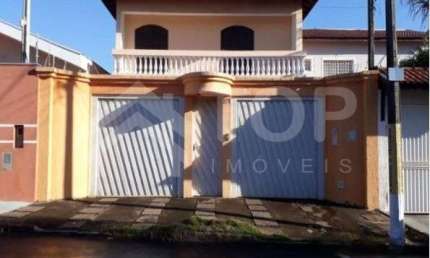 Excelente sobrado de 4 dormitorios, com 1 suite na melhor localizacao do Jardim Acapulco