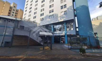 Excelente duplex no Edificio dos Pinhais de 3 dormitorios com 1 suite, em otima localizacao na regiao central