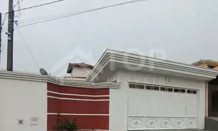 Linda casa de 3 dormitorios com 3 dormitorios com 1 suite