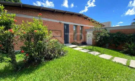 Casa com 4 quartos para alugar no Centro, São Carlos , 240 m2 por R$ 5.556