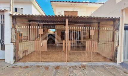 Casa com 3 quartos à venda na Vila Brasília, São Carlos , 117 m2 por R$ 250.000