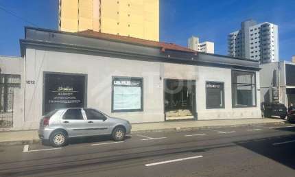 Sala comercial com 3 salas para alugar no Centro, São Carlos 