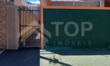 Excelente casa de fundos, com 2 dormitorios no Jardim Hikare