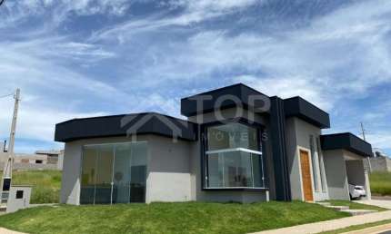 Excelente casa com 2 dormitorios estilo americano, com 1 suite no Res. Village Damha IV