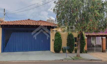 Excelente imovel com placas de aquecimento solar, de 3 dormitorios, sendo 1 suite