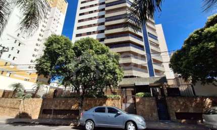 Lindo apartamento de luxo com 4 suites no centro da cidade