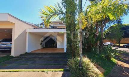 Casa em condomínio fechado com 3 quartos para alugar no Jardim Jóckei Club A, São Carlos , 200 m2 por R$ 5.000