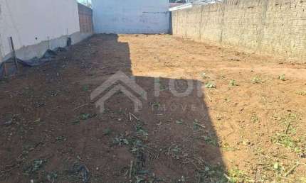 Terreno à venda no Residencial Parque Douradinho, São Carlos  por R$ 160.000
