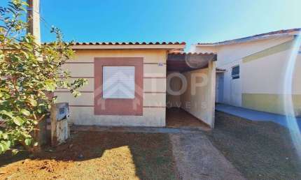Casa em condomínio fechado com 3 quartos para alugar no Jardim Ipanema, São Carlos , 60 m2 por R$ 1.334