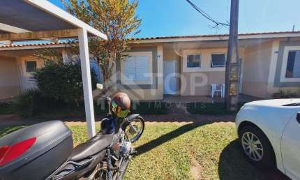 Casa em condomínio fechado com 2 quartos para alugar no Jardim Ipanema, São Carlos , 40 m2 por R$ 1.112