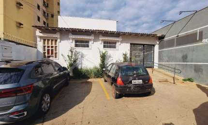 Casa com 3 quartos para alugar no Jardim Paraíso, São Carlos , 230 m2 por R$ 5.556