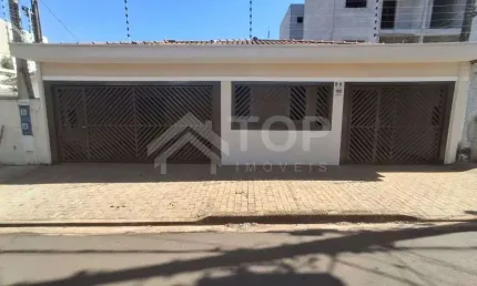 Excelente casa de 3 dormitorios, sendo 1 suite no Bairro Cidade Jardim