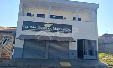 Excelente imovel comercial com casa no piso superior com 3 dormitorios, com 1 suite no bairro cidade aracy.