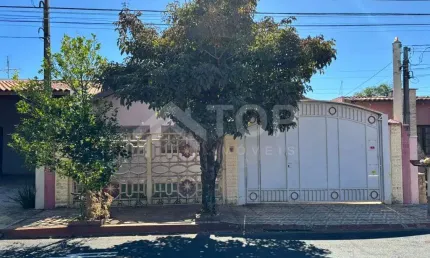 Casa de 3 dormitorios com edicula em Residencial Parati, Sao Carlos