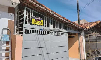 Oportunidade na guilhermina- casa  02 dormitórios - lado praia