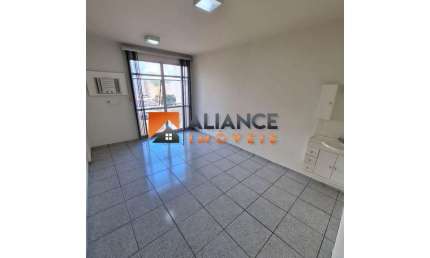 Sala Comercial No Centro Condomínio  Edifício Canadá