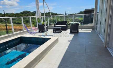 Casa com 3 quartos à venda na Avenida Joaquim Garcia, Rio do Meio, Camboriú