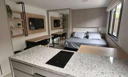 Studio mobiliado e com vaga de garagem para alugar ao lado da Puc, Prado Velho - Curitiba/PR