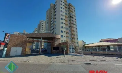 Apartamento com 2 quartos à venda na Rua Adão Manoel da Silva, 197, Areias, São José, 58 m2 por R$ 320.000