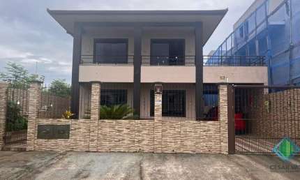 Casa com 4 quartos à venda na Rua Dália Rosa, 42, Forquilhas, São José, 207 m2 por R$ 980.000