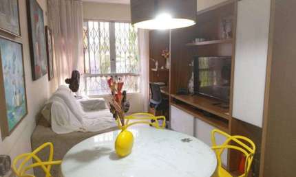 Apartamento para venda possui 75 metros quadrados com 2 quartos em Rio Vermelho - Salvador - BA