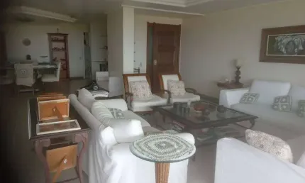 Apartamento para aluguel e venda possui 305 metros quadrados com 4 quartos