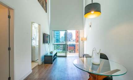 Apartamento tipo vendido com 1 quarto, sendo 1 suíte, 44m²