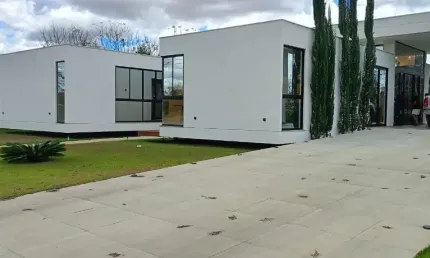 Casa em condomínio fechado com 4 quartos à venda na Avenida Getúlio Vargas, 0, Residencial Haras Camping Club, Barra do Choça