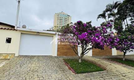 Casa para locação no bairro Candeias, Vitória da Conquista, BA