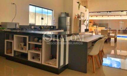 Casa à venda em Maringá, Jardim Real, com 4 quartos, com 380 m²