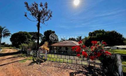 Sítio à venda em Munhoz de Melo, RURAL, com 2 quartos, com 4.25 alqueires