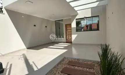 Casa à venda em Maringá, Jardim Itália II, com 3 quartos, com 105 m²