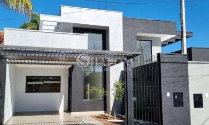 Casa à venda em Maringá, Conjunto Residencial Paulino Carlos Filho, com 3 quartos, com 88 m²
