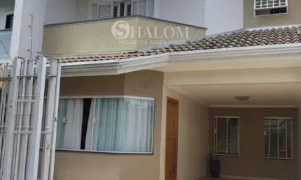 Sobrado à venda em Maringá, Jardim Itália II, com 3 quartos, com 156 m²