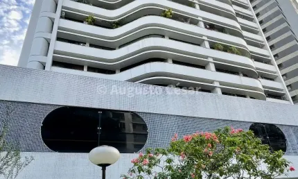 Apartamento para venda possui 253 metros com 4 quartos sendo 2 suítes com 3 vgs - no Parnamirim - Recife - PE