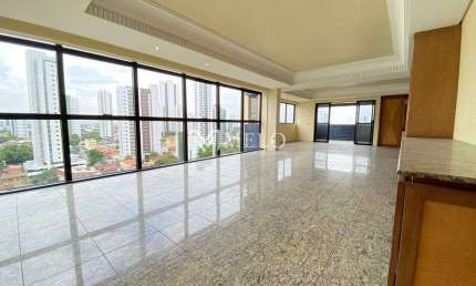 Apartamento de 4 quartos sendo 2 suítes nos Aflitos.