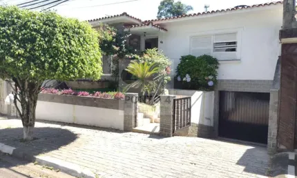 Casa para Venda em Suzano, Sesc, 7 dormitórios, 2 suítes, 4 banheiros, 2 vagas