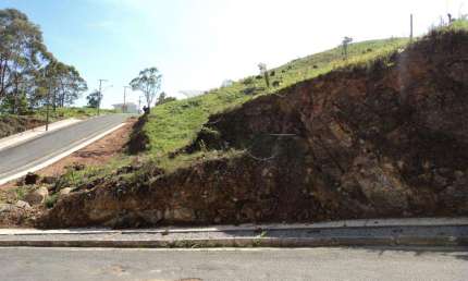 Terreno à venda no Parque Vivaldi Leite Ribeiro, Poços de Caldas 