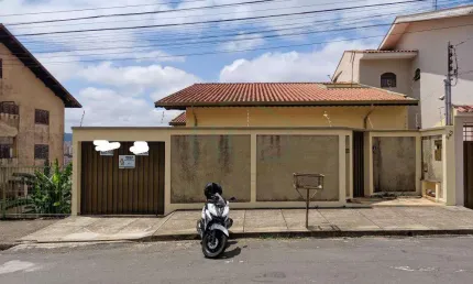 Casa com 3 quartos à venda no Jardim Vitória, Poços de Caldas 