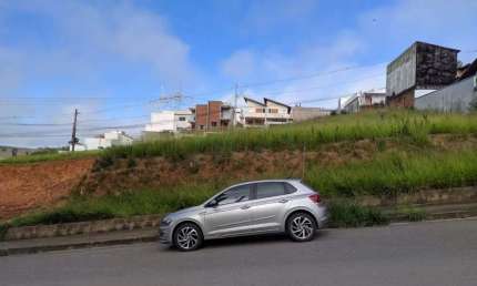 Terreno à venda no Jardim dos Manacás, Poços de Caldas 