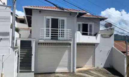 Casa com 3 quartos à venda no Monte Verde, Poços de Caldas 